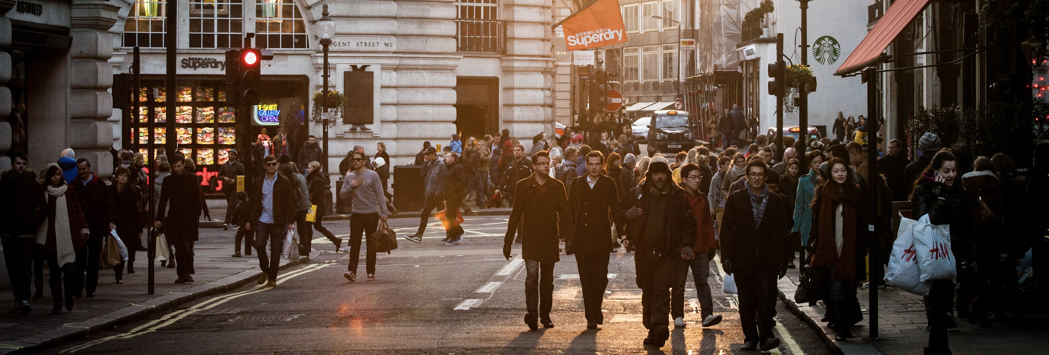 Image - pedestrians on European street