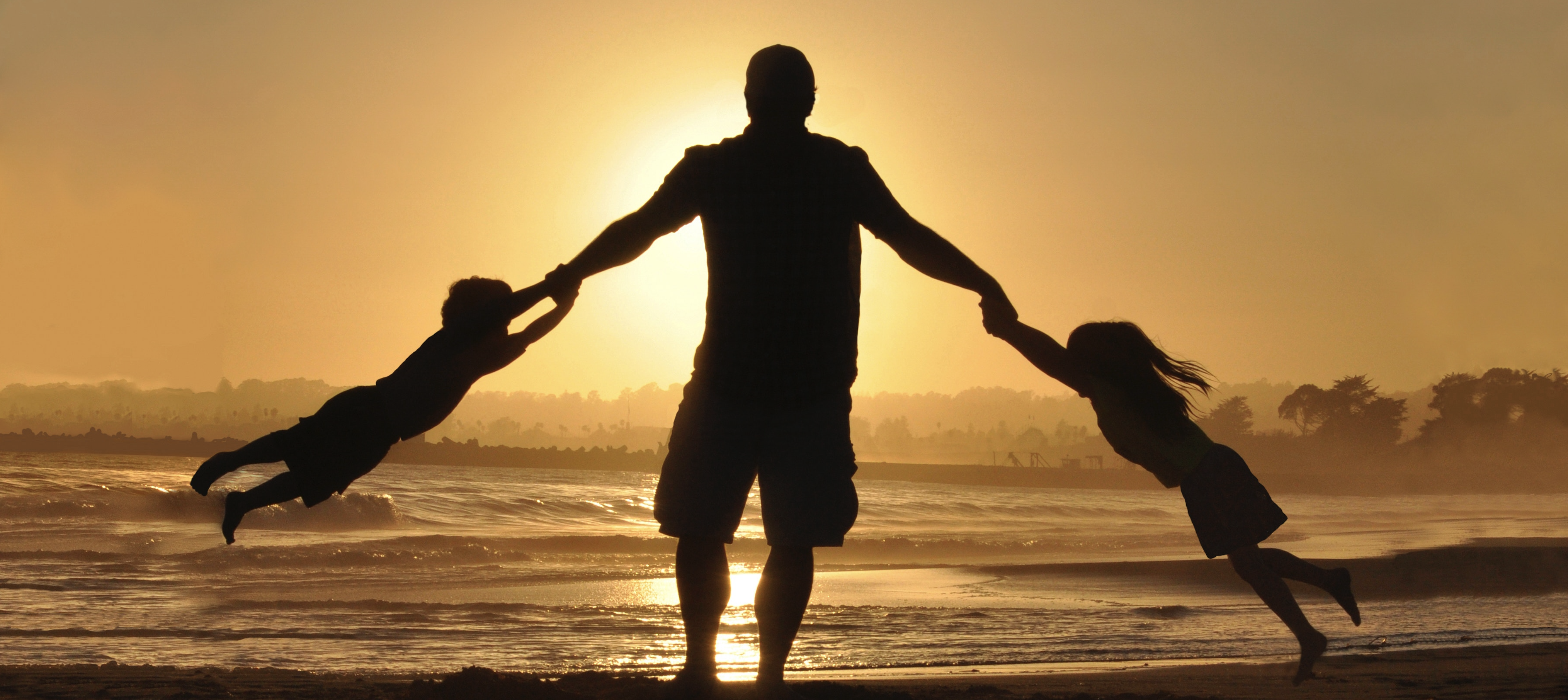 Image - father with two children