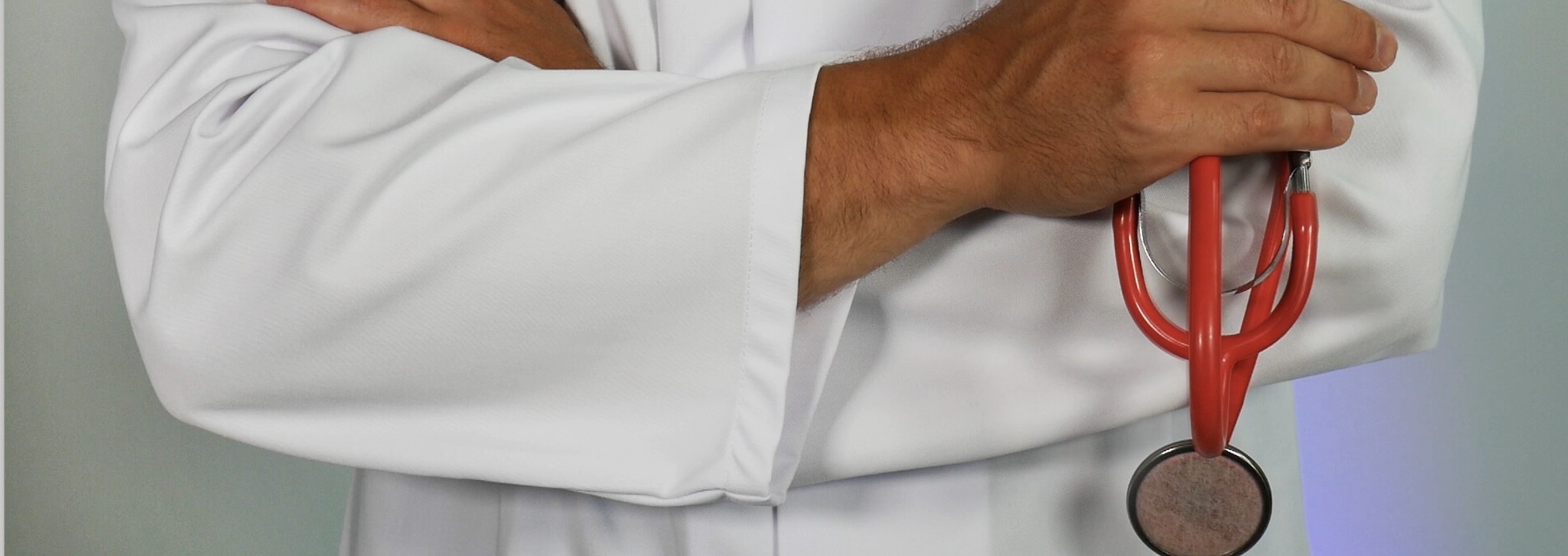 Image - doctor holding stethoscope