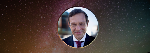 Image - Avi Loeb against starscape backdrop