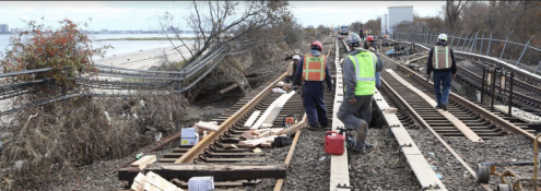 Image - people with disaster wreckage