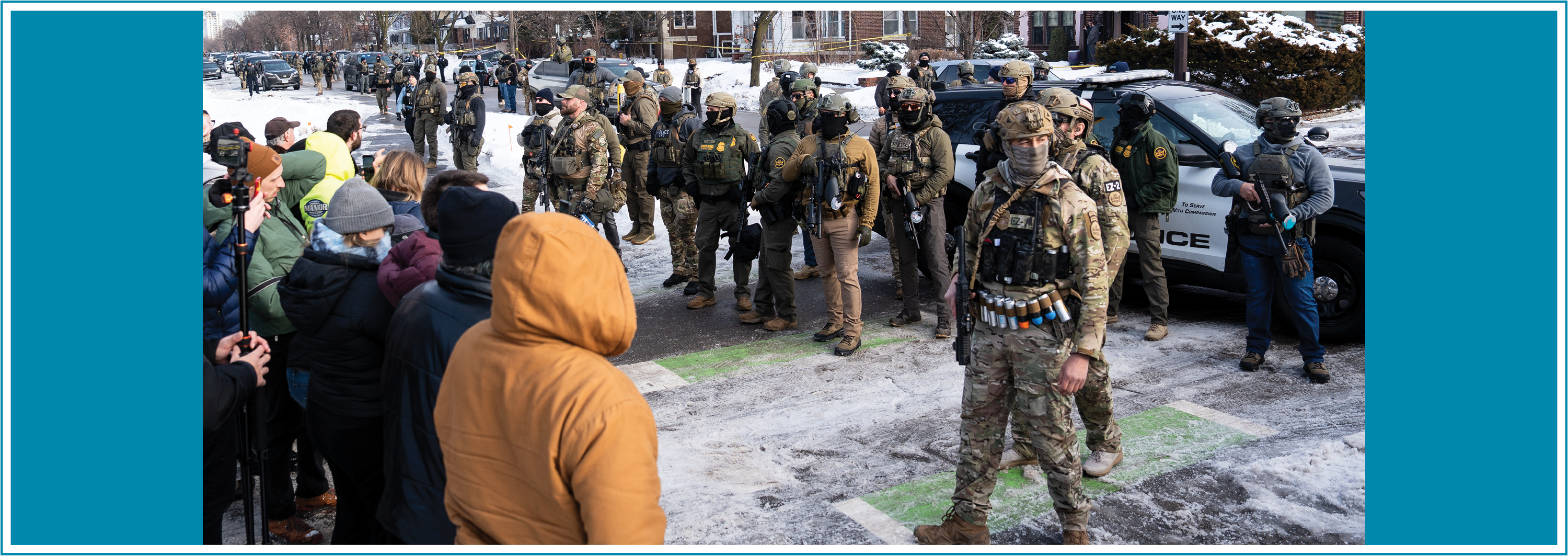 Image - protesters and ICE agents