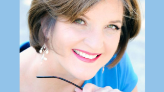 Image - Kira Reginato