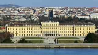 Image - Schoenbrunn Castle in Vienna, Austria