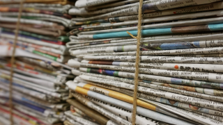 Image - bundles of newspapers